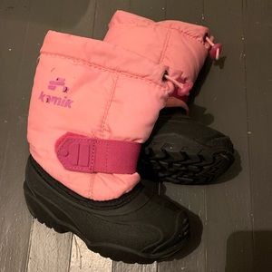 Kids Kamik Snow boots size 9T